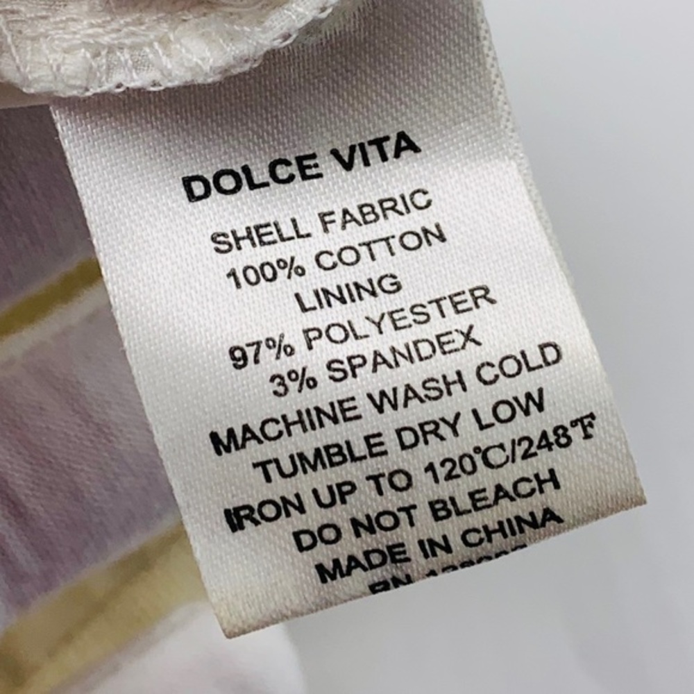 EUC Dolce Vita White Flower Eyelet Shorts - Picture 6 of 6